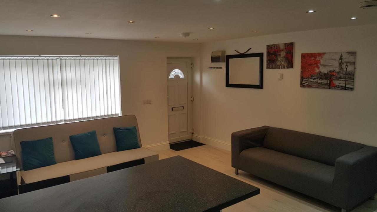 Central Windsor 2 Bedroom Flat With Free Parking Eksteriør bilde